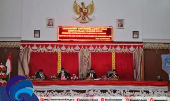 Pimpinan OPD Pemda Bolsel yang mengikuti rapat paripurna mendengarkan Pidato Presiden.