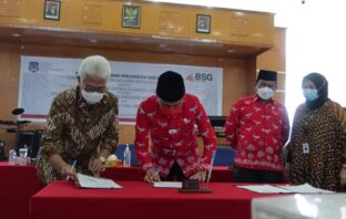Pemda Bolsel - Bank Sulutgo kian solid. Acara penandatanganan kerja sama Pemda Bolsel - Bank Sulutgo. (Foto: Diskominfo Bolsel)