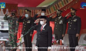 Himat. Bupati Bolsel Hi Iskandar Kamaru Spt menjadi inspektur upcara para peringatan Hari Pahlawan 10 November 2021.
