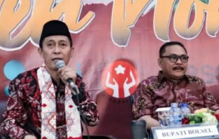 Bupati Hi Iskandar Kamaru S.Pt, MSi