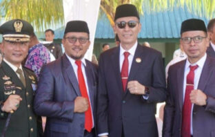 Upacara peringatan HUT ke-78 TNI yang dilaksanakan di Lapangan Makodam XIII Merdeka Manado.
