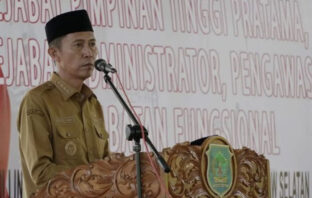 Perombakan jabatan pada tingkat pimpinan dan bawahan organisasi perangkat daerah.