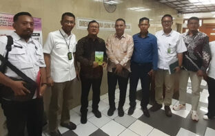 Kunjungan kerja mendalami pemanfaatan Hutan Produksi dan Hutan Lindung.