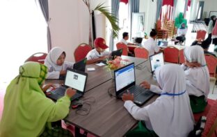 Suasana pelaksanaan seleksi OSN 2025 tempak berlangsung tertib dan penuh semangat oleh para peserta SD seleksi OSD 2025, Kamis 7 Agustus 2025. (Foto: IST)