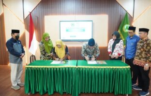 Pemda Bolsel dan IAIN Manado mendantangani nota kesepahaman dan perjanjian kerjasama dalam peningkatan SDM dan pendidikan di Bolsel, Kamis 30 Oktober 2025. (Foto: IST)