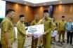 Bupati Bolsel Iskandar Kamaru menginstruksikan kepala seluruh kepala desa memperhatikan alokasi Dana Desa dapat mengakomodir BPJS Ketenagakerjaan. (Foto: IST