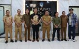 Jajaran petinggi PT JRBM bersama Ketua Komisaris Bolsel FC dan Ketua PSSI Bolsel siap memenangkan Bolsel FC melenggang ke Liga 4 Nasional. (Foto: Humas JRBM