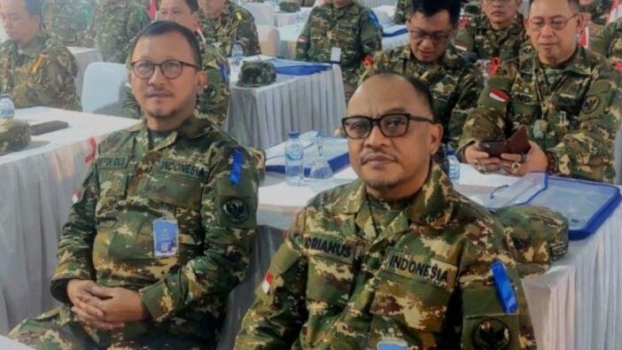 Ketua DPRD Bolsel Arifin Olii bersama Ketua DPRD Kota Kotamobagu saat mengikuti kursus Lemhanas di Magelang. Jateng. (Foto: IST)