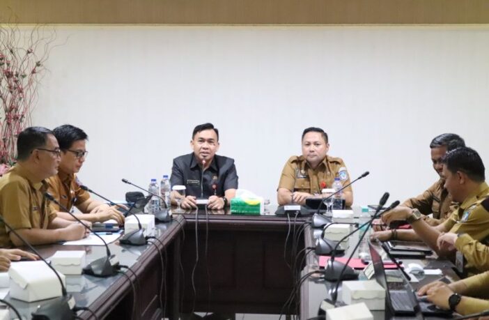APBD Perubahan tahun anggaran 2026 mulai dievaluasi oleh tim Provinsi Sulut, di Kantor Gubernur Provinsi Sulut, Senin 24 Agustus 2026. (Foto: IST)