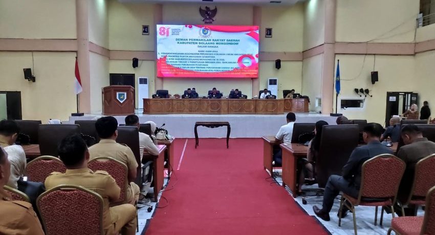 Suasana pelaksanaan rapat paripurna DPRD Bolmong, Senin 24 Agustus 2026. (Foto: IST)