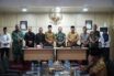 Rapat Forkopimda dipimpin langsung oleh Bupati Bolsel Isakndar Kamaru, di ruang rapat Berkah Kantor Bupati, Senin (31/8/2026). (Foto: IST)