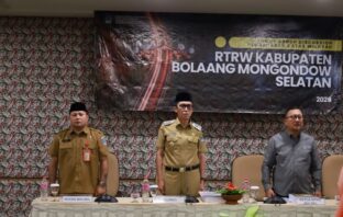 Bupati Iskandar Kamaru saat membuka pembahasan RTRW Bolsel yang dilaksanakan di Hotel Quality Manado, Senin 5 Oktober 2026. (Foto: IST)